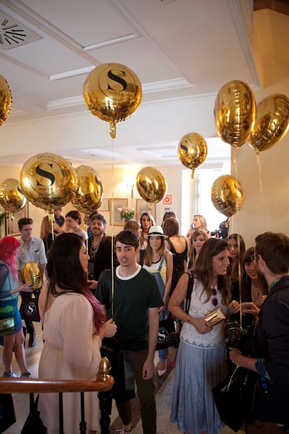 Los globos de S Moda dieron la bienvenida a los blogueros al evento.