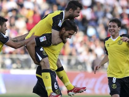 Carriço celebra su gol.