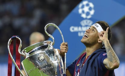 Neymar ganhou a Champions com o Barça e agora tem a missão de repetir o feito pelo PSG.