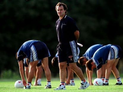 Bielsa, en un entrenamiento en el Espanyol.