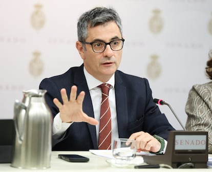 El ministro de la Presidencia, Justicia y Relaciones con las Cortes, Félix Bolaños, comparece en la Comisión de Justicia, en el Senado, a 23 de mayo de 2025, en Madrid (España).
