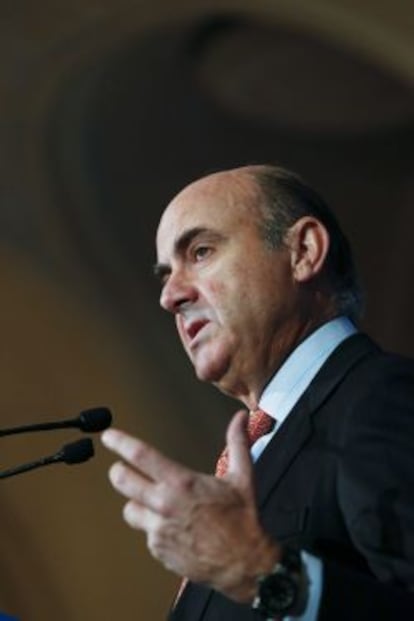 El ministro de Econom&iacute;a, Luis de Guindos.