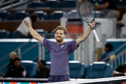 Goffin celebra la victoria contra Alcaraz.