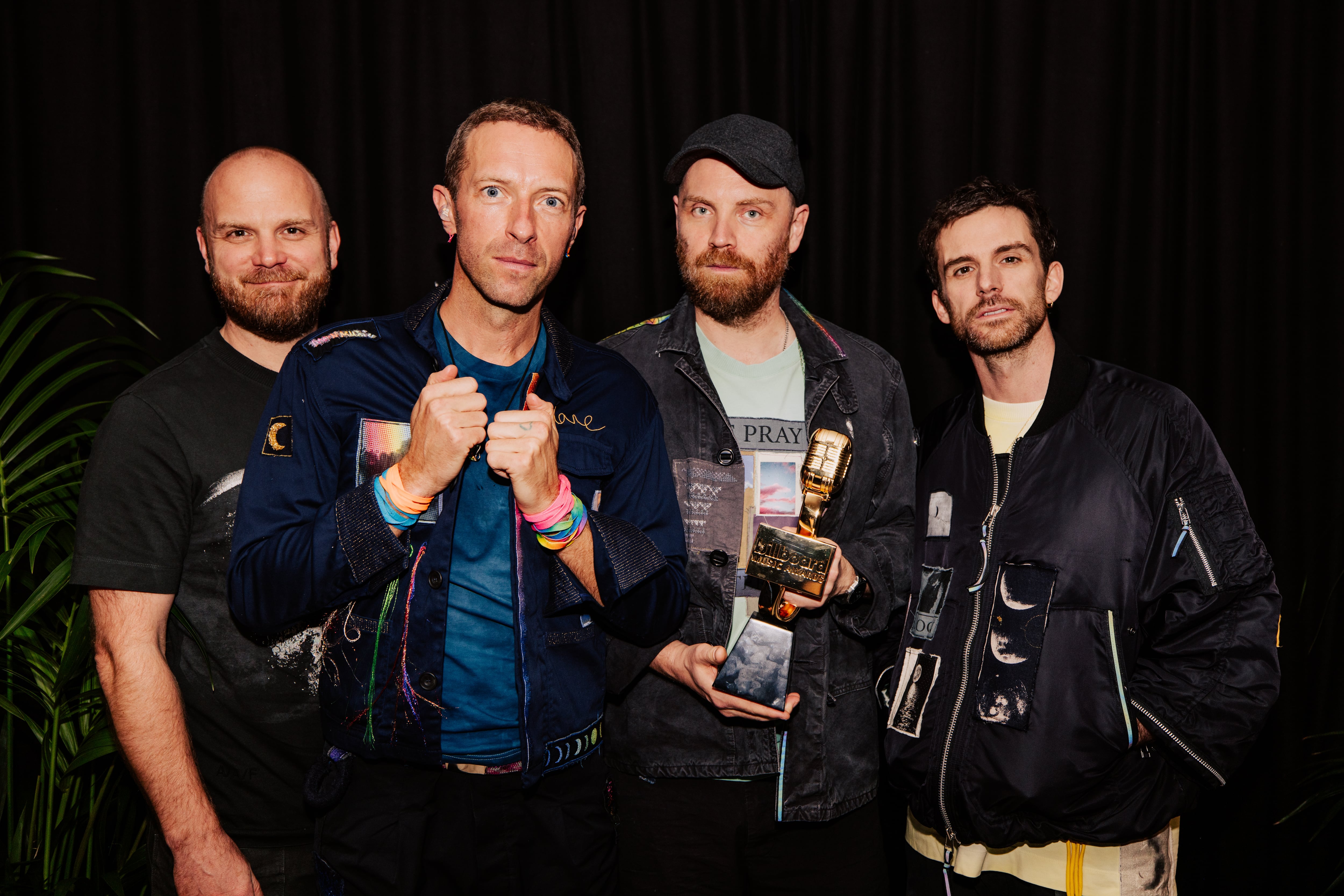 De grupo alternativo a “manipular emociones a gran escala”: los extraños y lucrativos 25 primeros años de Coldplay