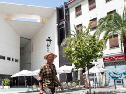 Fachada del nuevo centro Garc&iacute;a Lorca, inaugurado en pleno casco hist&oacute;rico de Granada. 