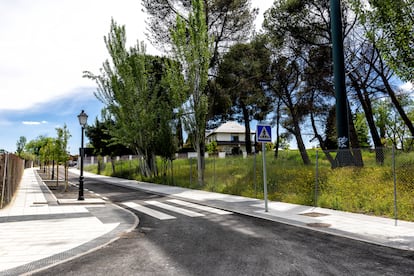 Calle Nadir, Moncloa-Aravaca, recién asfaltada por el ayuntamiento de Madrid.