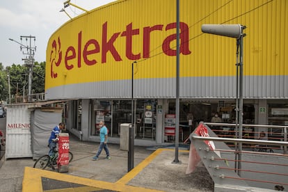 Una tienda de Grupo Elektra en Ciudad de México, en mayo de 2020.