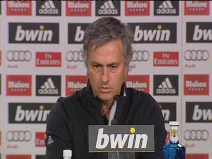 Mourinho: "Quiero dar las gracias a los pocos que animan"