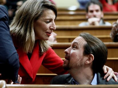 Pablo Iglesias y Yolanda Díaz, en el Congreso de los diputados en 2020.