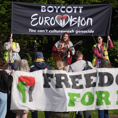 Protestas este viernes 9 de mayo en Dublín llamando al boicot de Eurovisión por permitir la participación de Israel en el concurso.