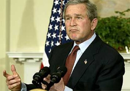 George Bush, durante su encuentro con los periodistas.