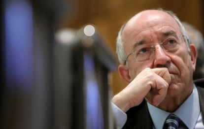 El gobernador del Banco de España, Miguel Ángel Fernández Ordóñez, durante la presentación de un nuevo portal de educación financiera.