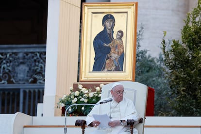 Pope Francis, sitting in front of a replica of the icon 'Maria Salus populi romani''