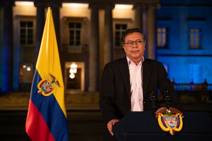 El presidente Gustavo Petro da una alocución presidencial el 8 de octubre de 2024.