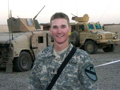 Andrew J. Bacevich, en una base de la Guardia Nacional de Massachusetts en noviembre de 2006.