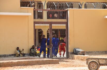 Existen 47 piratas en la prisión pirata más grande de Somalia, en Garoowe, la mayoría de ellos cumplen sentencias de décadas. 
