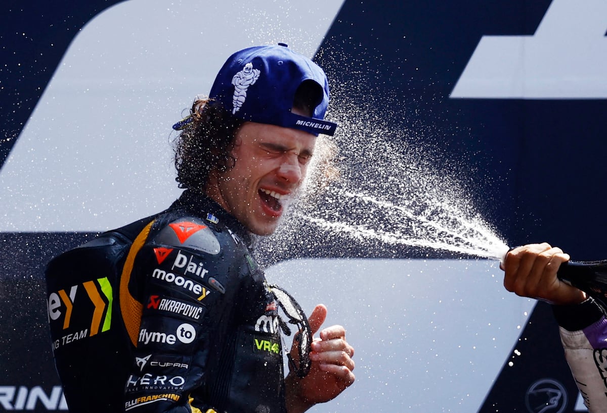 GP de Francia: Marc Márquez se va al suelo cuando defendía el segundo ...