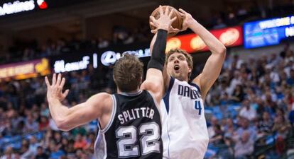 Nowitzki lanza ante Splitter.