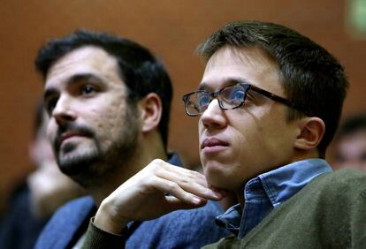 Íñigo Errejón junto a Alberto Garzón, en un congreso de CC OO.