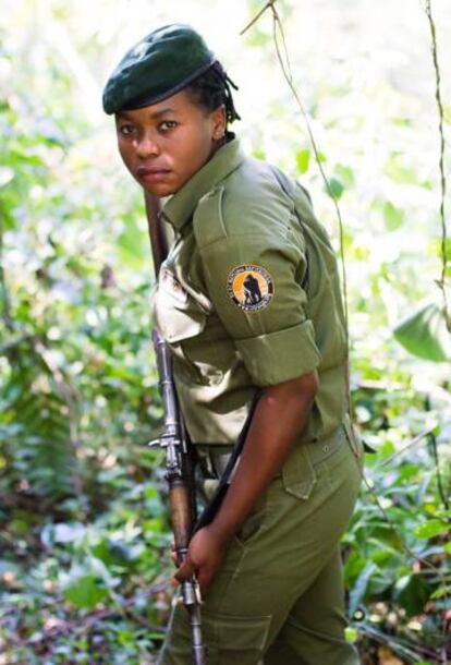 "Lo tomas o lo dejas". Jolie Kavugho Songya dice que está dispuesta a asumir los riesgos que comporta proteger el Parque Nacional de Virunga.
