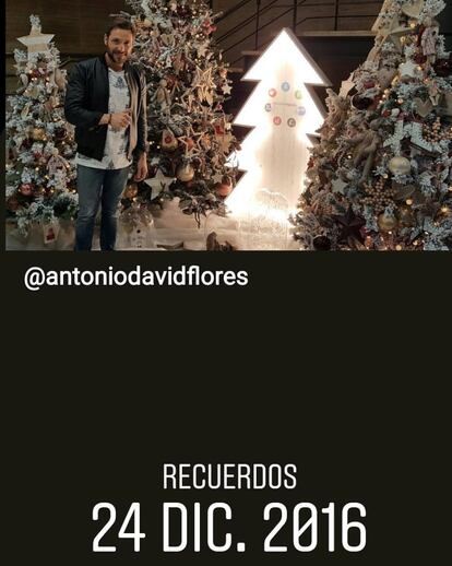 Antonio David Flores ha recurrido a una instantánea que publicó en 2016 para felicitar las fiestas. En la publicación ha recordado a su familia, en un año en el que los problemas con su exmujer Rocío Carrasco han sido más evidentes que nunca.