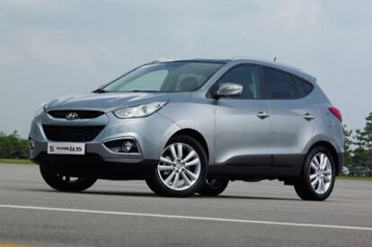 Estilo deportivo y vanguardista. El ix35 rompe con la atonía estética de Hyundai.