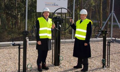 Los presidente de la Xunta y de Gas Natural, en la inauguración