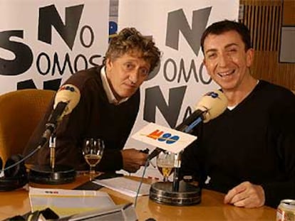 Enrique San Francisco, a la izquierda, con Pablo Motos, conductor del programa despertador <i>No somos nadie</i>.