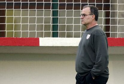 Bielsa, durante un entrenamiento del Athletic. 