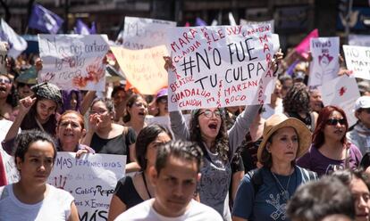 Manifestaci&oacute;n en M&eacute;xico contra los feminicidios.