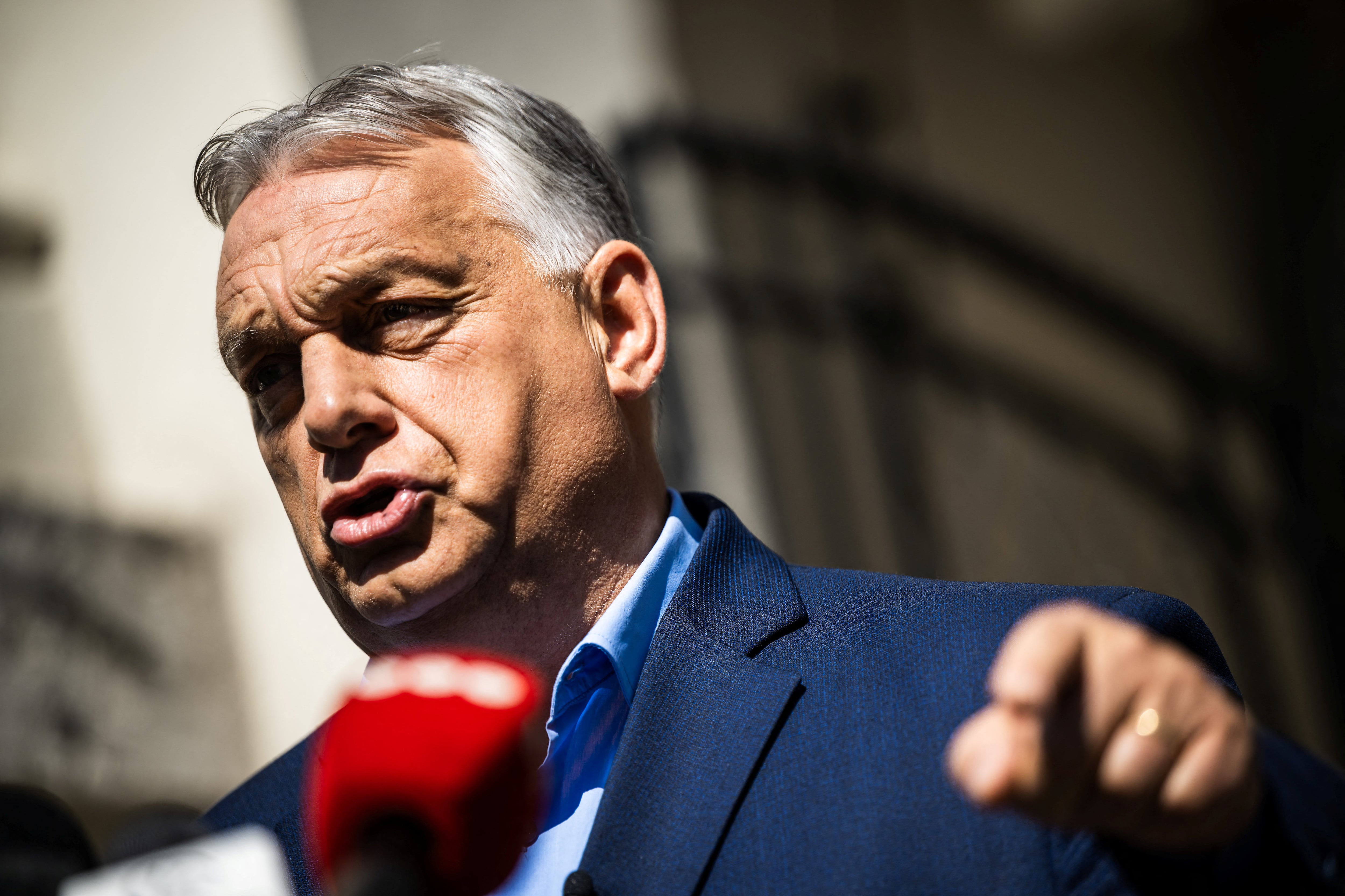Orbán califica Hungría de “régimen autoritario” tras la incautación de servidores con datos de su partido