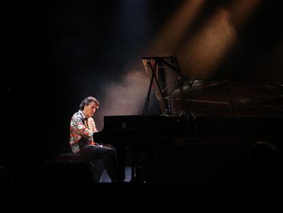 El músico David Peña Dorantes, durante su concierto, en una imagen cedida por el Festival de Arte Flamenco de Mont-de-Marsan (Francia).