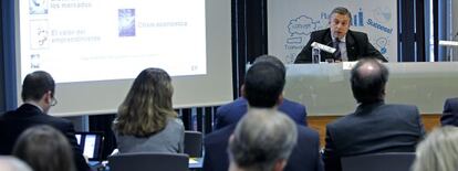 Jos&eacute; Luis Perelli, presidente de EY Espa&ntilde;a, durante su ponencia en Esade.