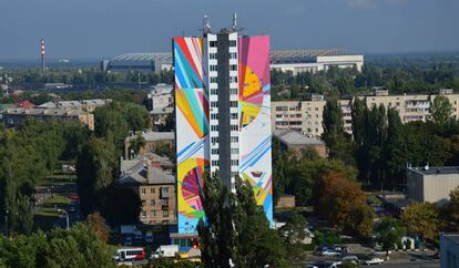 Edificio pintado en Kief por Kenor.