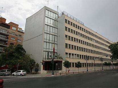 Sede de la Jefatura Superior de Policía de Valencia, donde fue robada la cocaína decomisada.