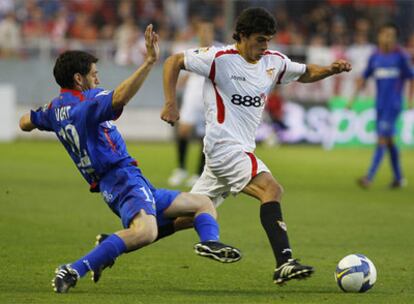 Perotti y Licht, durante el encuentro del Sevilla y el Getafe.