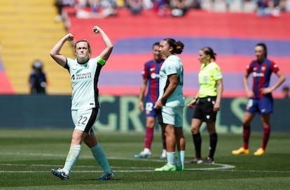 Erin Cuthbert celebra su tanto frente al FC Barcelona.