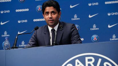 Al-Khelaifi, presidente do PSG, durante conferência de imprensa.