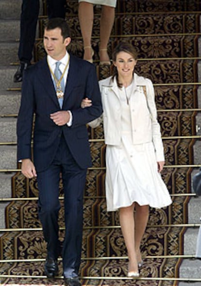 El Príncipe y Letizia Ortiz, en la apertura de la VIII legislatura.