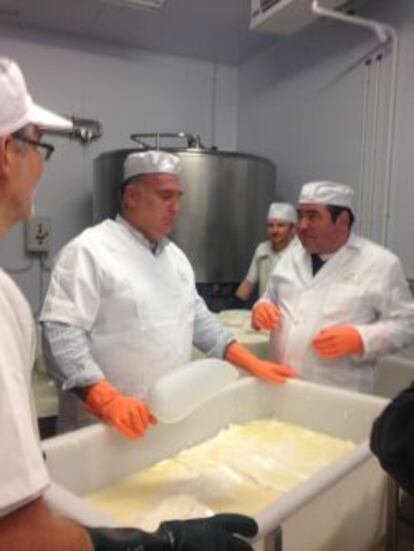 El chef José Andrés, en la quesería Rey Silo.