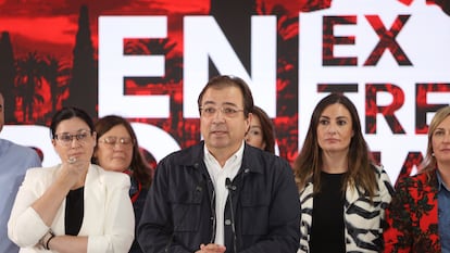 El secretario general del PSOE y candidato a la presidencia de la Junta de Extremadura, Guillermo Fernández Vara, ofrece una rueda de presa en Mérida tras conocer los resultados electorales de las Elecciones del 28 de mayo.