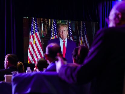 Donald Trump hablaba por videoconferencia en un evento del Partido Republicano en Las Vegas, Nevada, el 19 de noviembre.