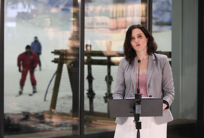 La Presidenta de la Comunidad, Isabel Díaz Ayuso, durante una comparecencia de prensa.