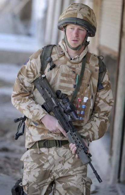 El príncipe Enrique de Inglaterra en unas maniobras militares en Garmisir, en 2008.