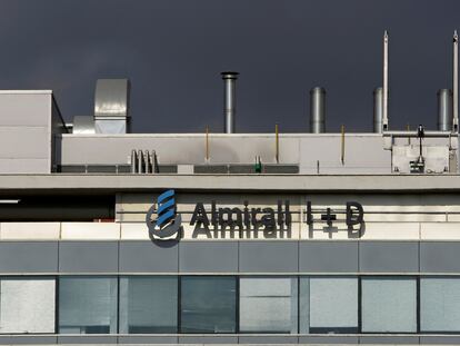 Centro de investigación de Almirall en Sant Feliu de Llobregat (Barcelona).