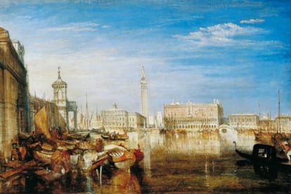 Turner, el más veneciano de los pintores ingleses, hizo 'El puente de los Suspiros, el palacio Ducal y la Aduana de Venecia' (1833), a la manera de Canaletto, un artista que lo deslumbró por su dominio del color.