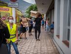 22/09/2021 Polideportivo de los Llanos, La Palma. Este es uno de los puntos de recogida de alimentos y ropa, además dan asistencia psicológica a las personas afectadas.