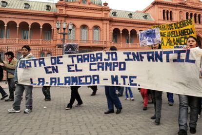 A group from the cooperative La Alameda, which has long denounced virtual slavery on Argentinean farms.