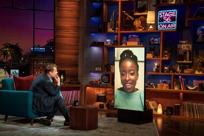 Amanda Gorman durante una conexión con James Corden en The Late Late Show, el 21 de enero de 2021.