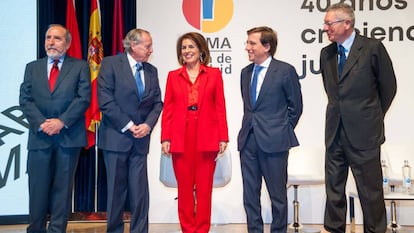 Juan Barranco, José María Álvarez del Manzano, Ana Botella, José Luis Martínez Almeida y Alberto Ruiz-Gallardón celebran el 40º aniversario de Ifema.